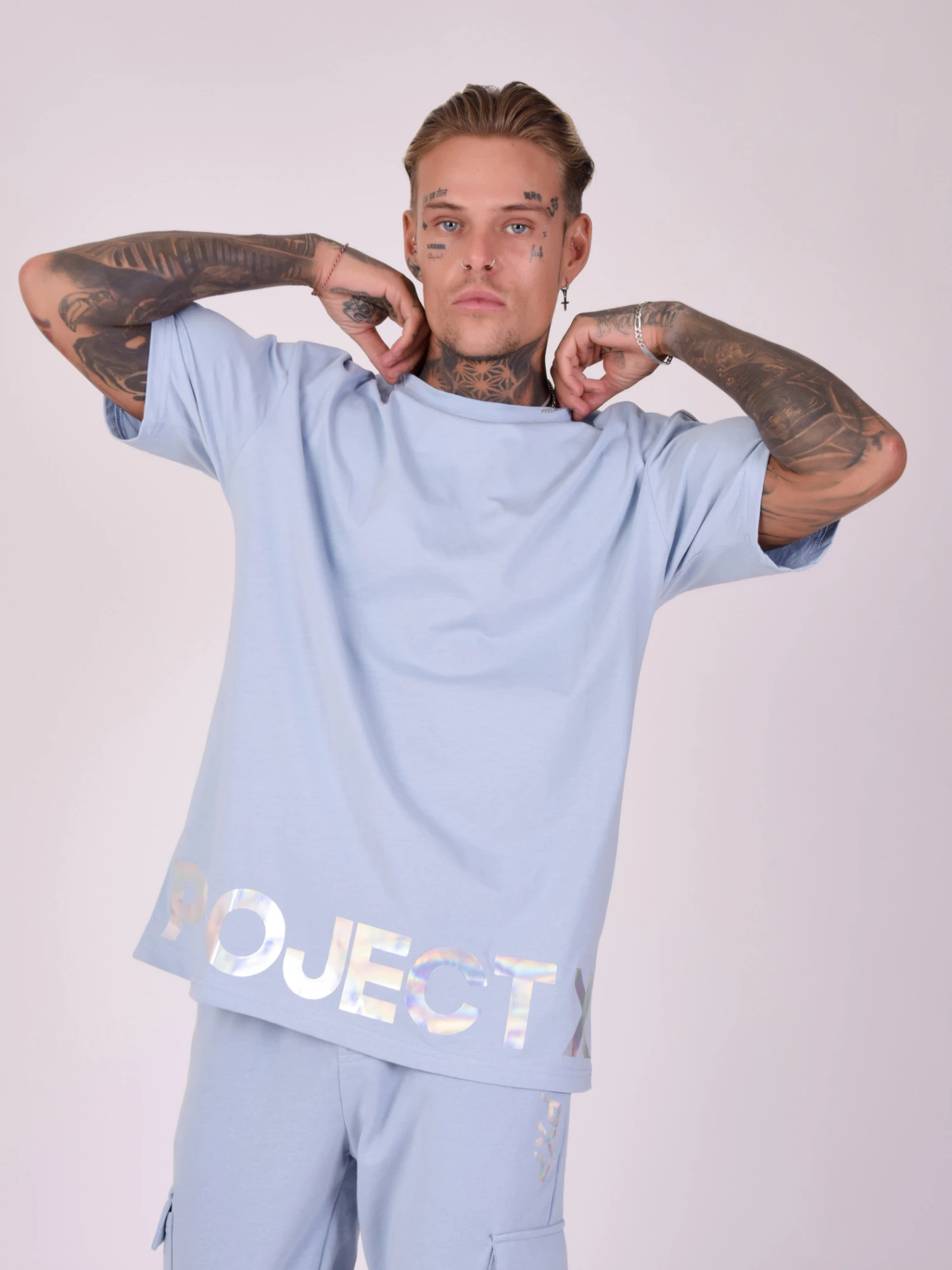 Tee-shirt Ample Logo Irisé 6 Tee-shirt Ample Logo Irisé – Image 4