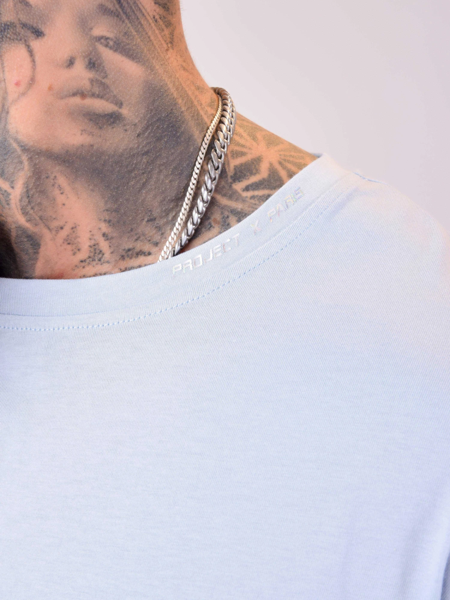 Tee-shirt Ample Logo Irisé 7 Tee-shirt Ample Logo Irisé – Image 5