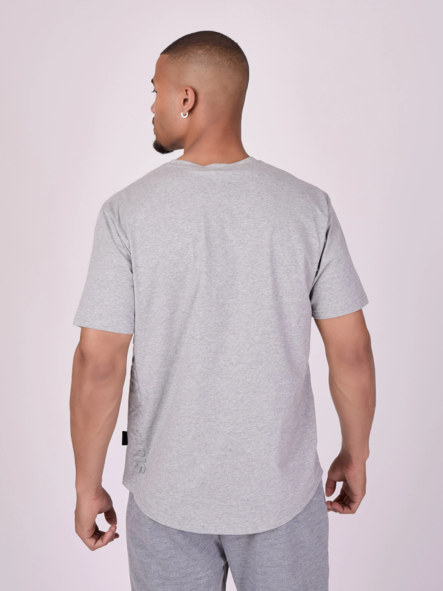 Tee-shirt Basic Logo Relief 6 Tee-shirt Basic Logo Relief – Image 4
