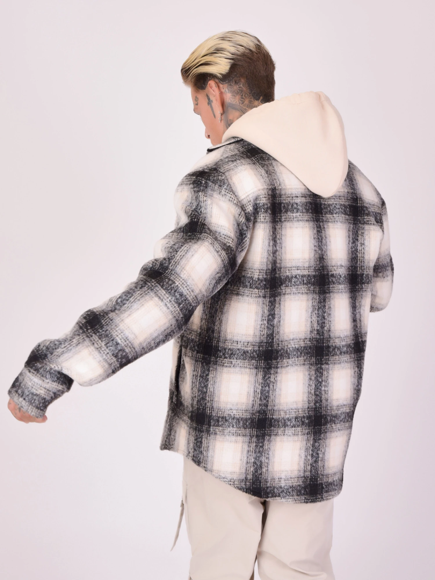 Surchemise Motif Carreaux Plaid 8 Surchemise Motif Carreaux Plaid – Image 6