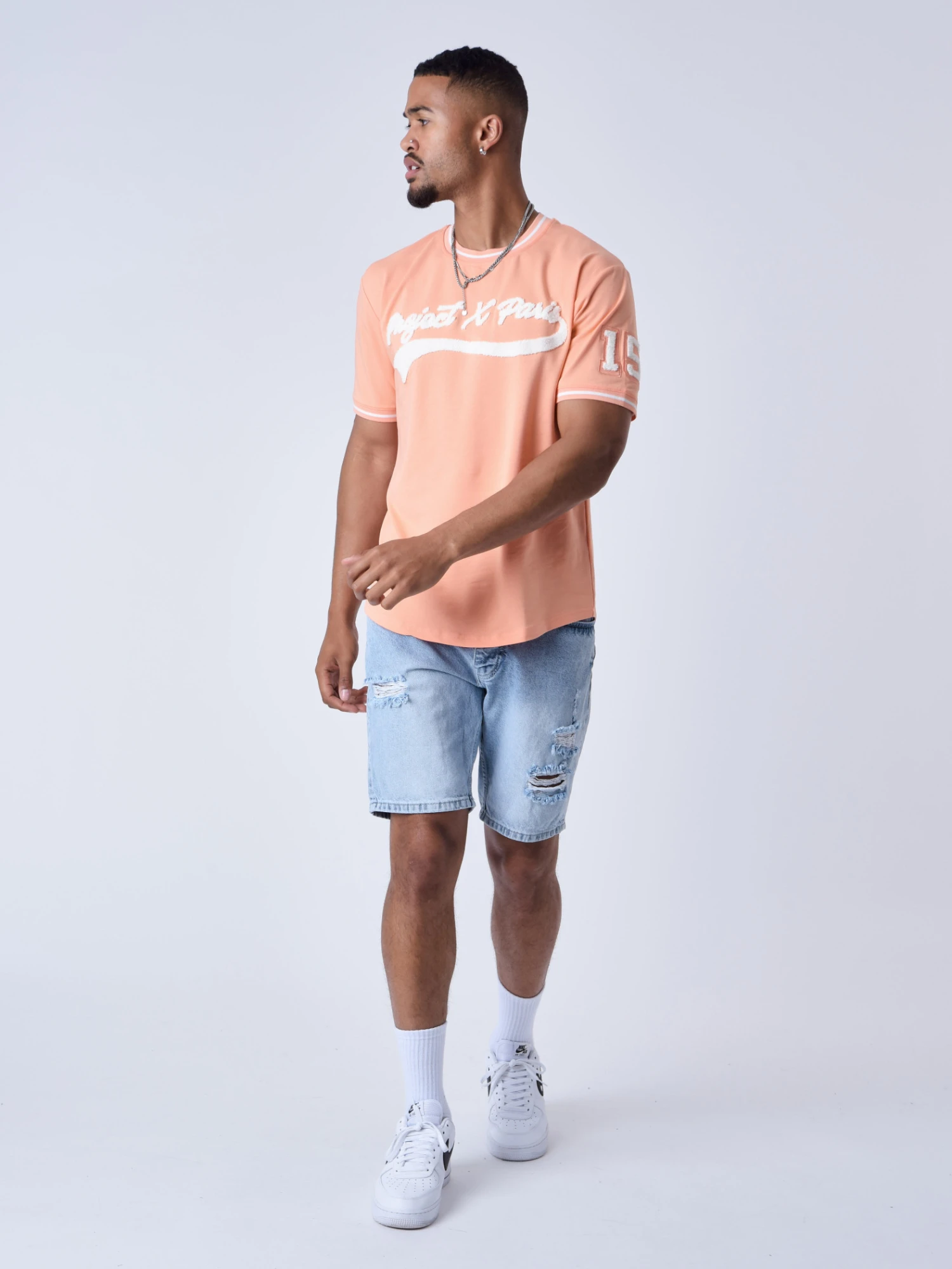 T-Shirt Style Universitaire Avec Logo 4 T-Shirt Style Universitaire Avec Logo â Image 2