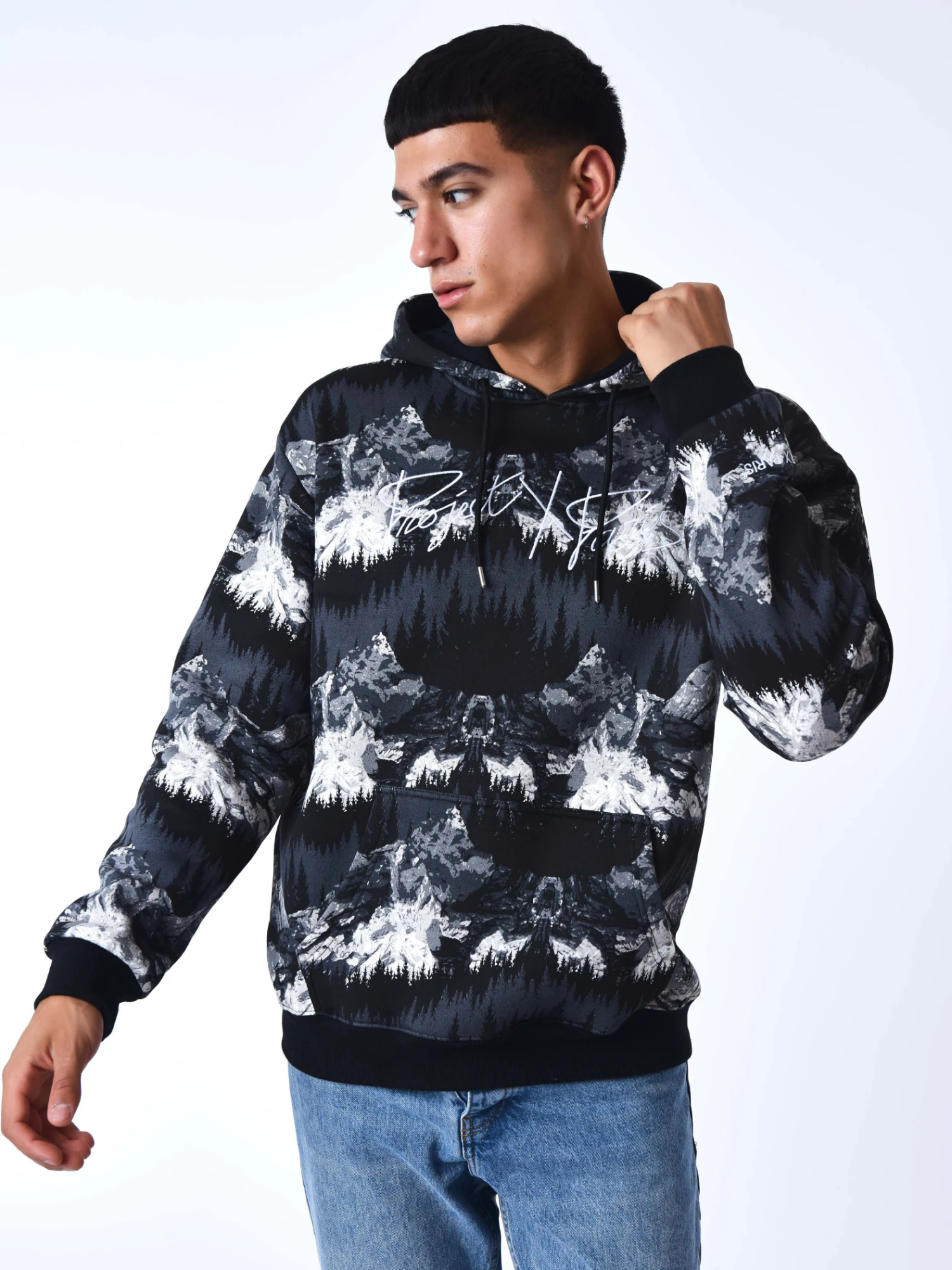 Sweat à Capuche Oversize A Motif Paysage 4 Sweat à Capuche Oversize A Motif Paysage – Image 2