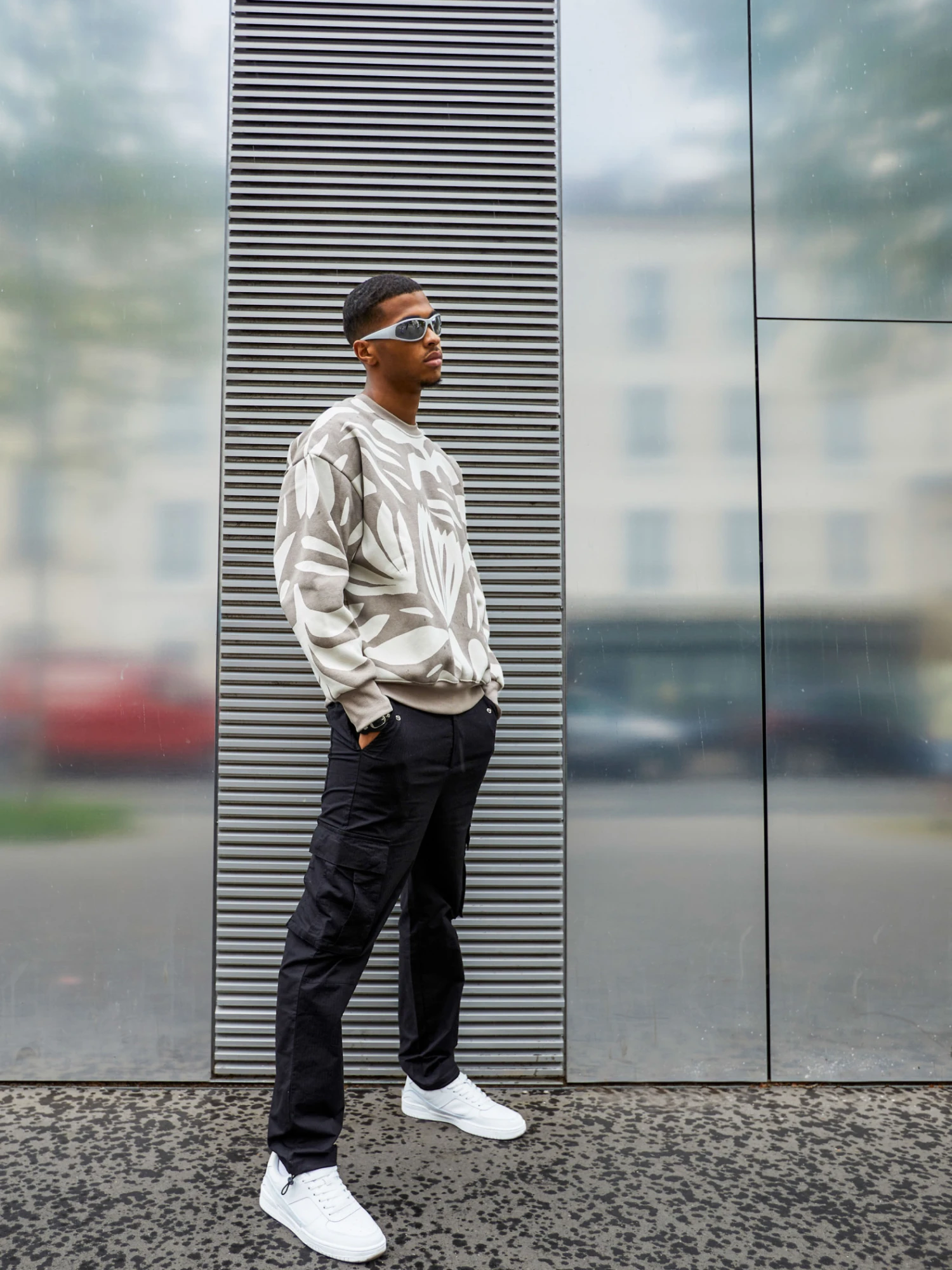 Sweat Col Rond Motif All Over Végétal Abstrait 3 Sweat Col Rond Motif All Over Végétal Abstrait