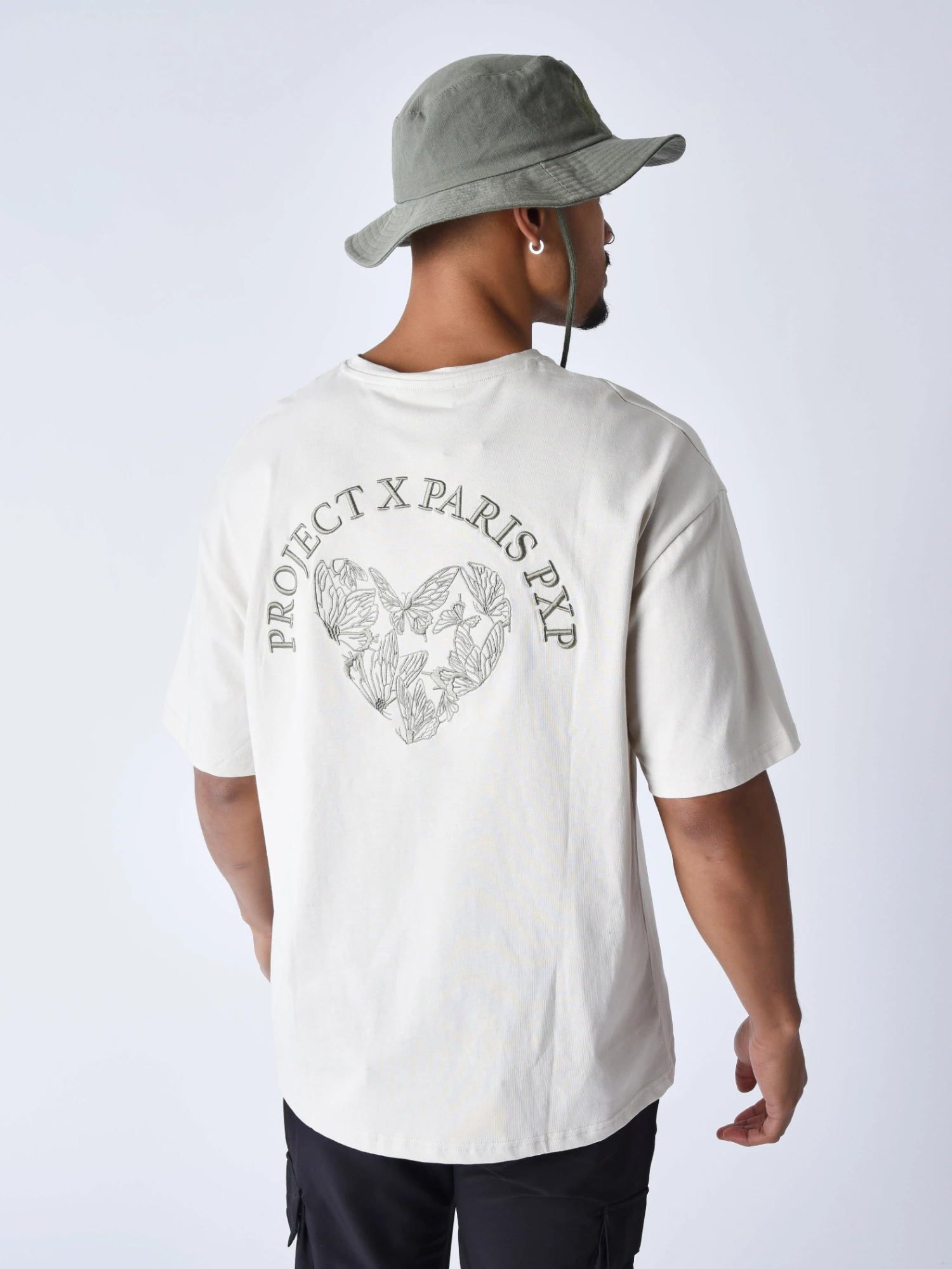 Tee Shirt Coeur Papillon Brodé 5 Tee Shirt Coeur Papillon Brodé – Image 3