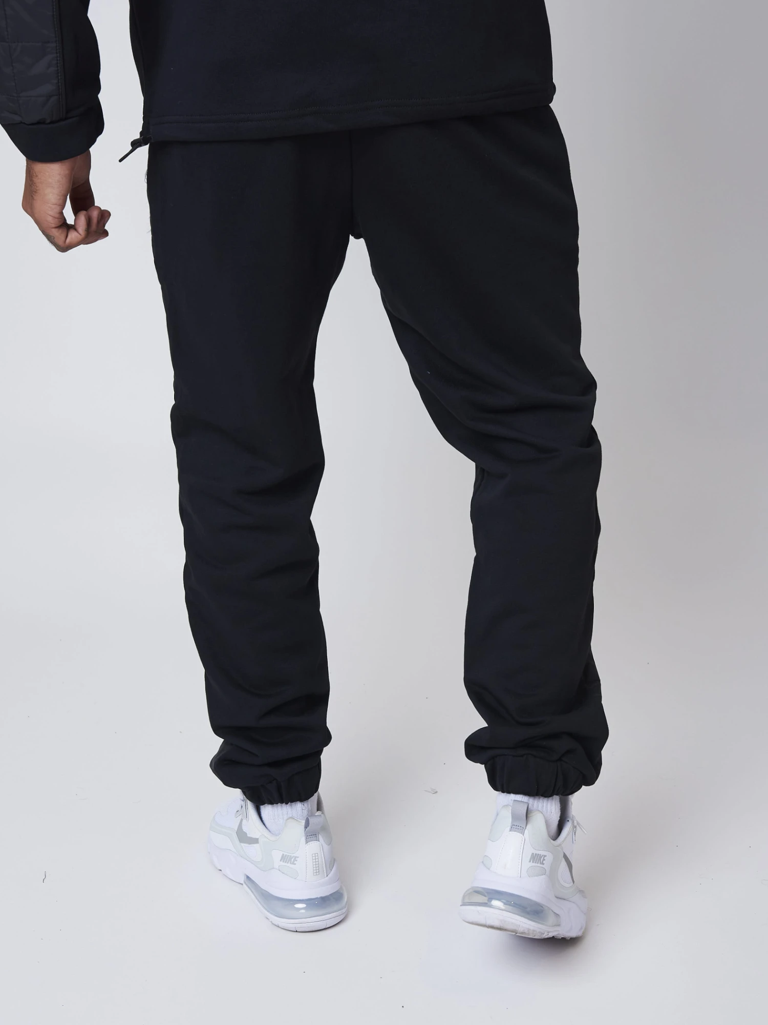 Bas De Jogging Empiècement Nylon Matelassé Carré 4 Bas De Jogging Empiècement Nylon Matelassé Carré – Image 2