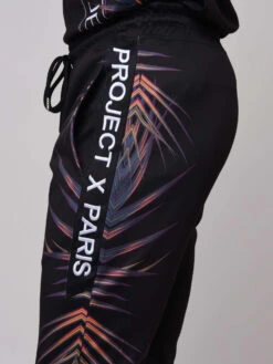 Bas De Jogging Motif Palmier Sur Le Côté Et Broderie Logo 8 Bas De Jogging Motif Palmier Sur Le Côté Et Broderie Logo -Monsieur Chic Soldes Boutique bas de jogging motif palmier sur le cote et broderie logo 1