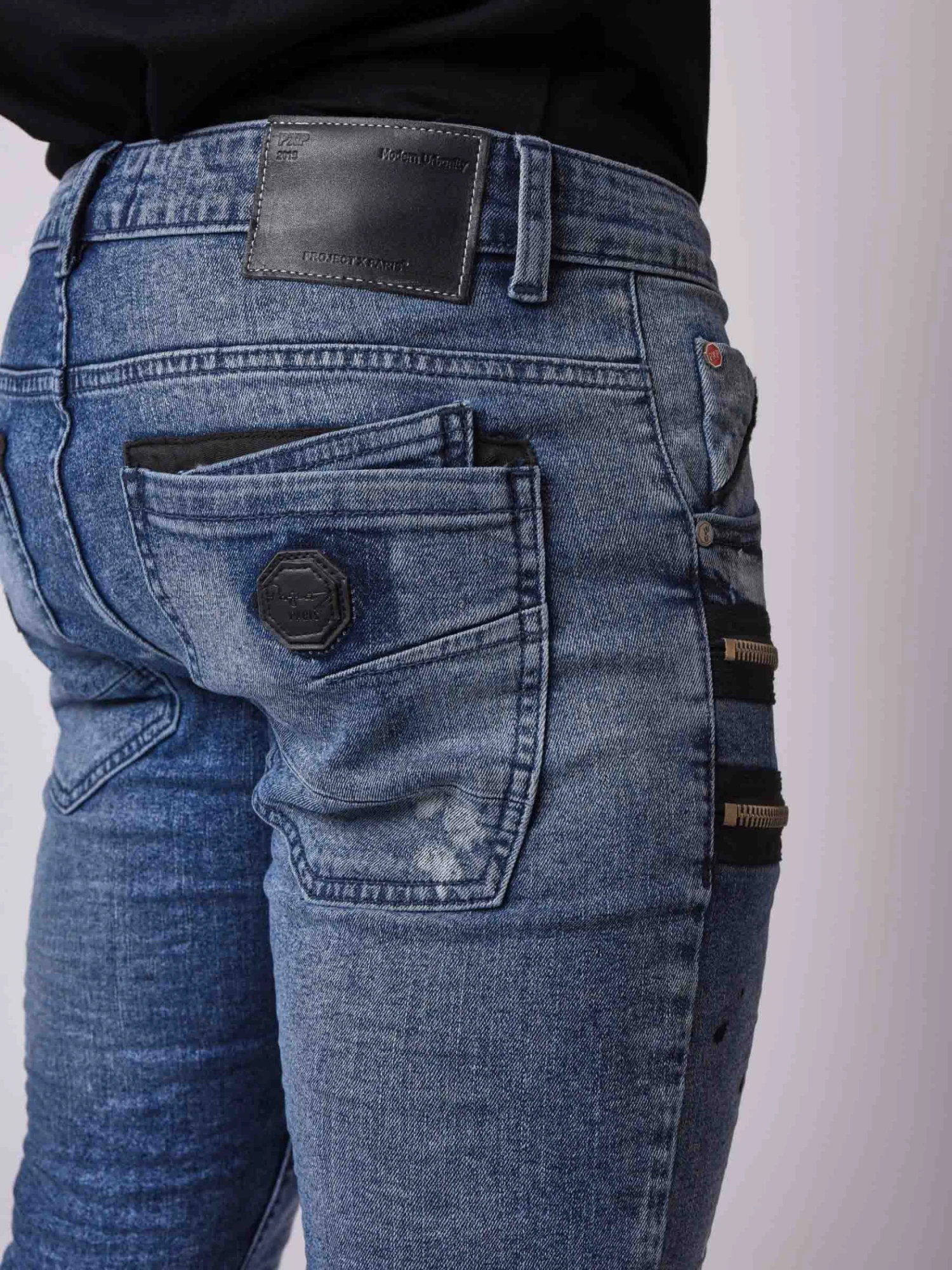 Jean Skinny Fit Délavage Bleu Brut, Tacheté , Zips Apparent Côté 4 Jean Skinny Fit Délavage Bleu Brut, Tacheté , Zips Apparent Côté – Image 2