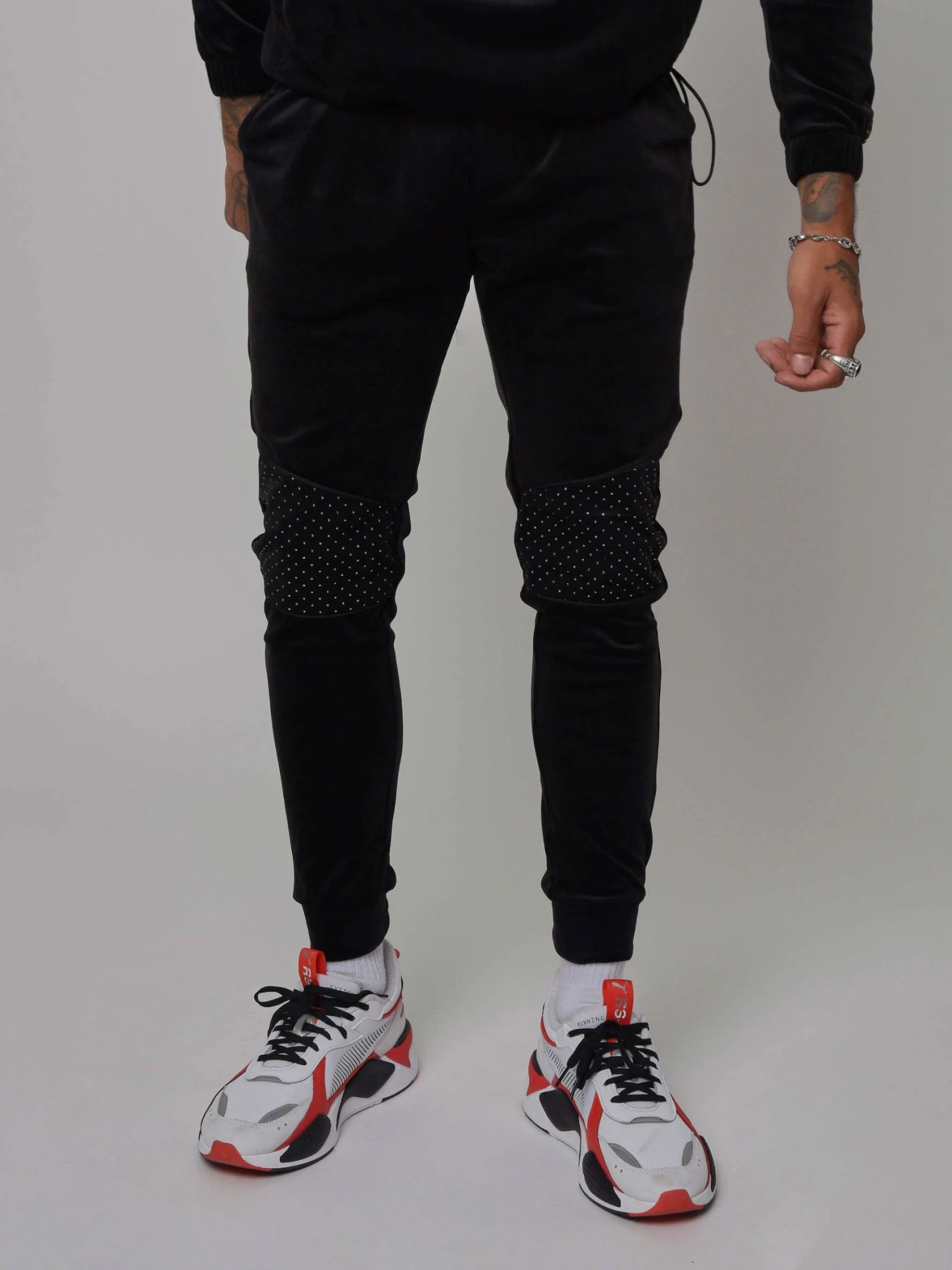 Pantalon De Jogging Velvet à Empiècement Clous Dorés 4 Pantalon De Jogging Velvet à Empiècement Clous Dorés – Image 2