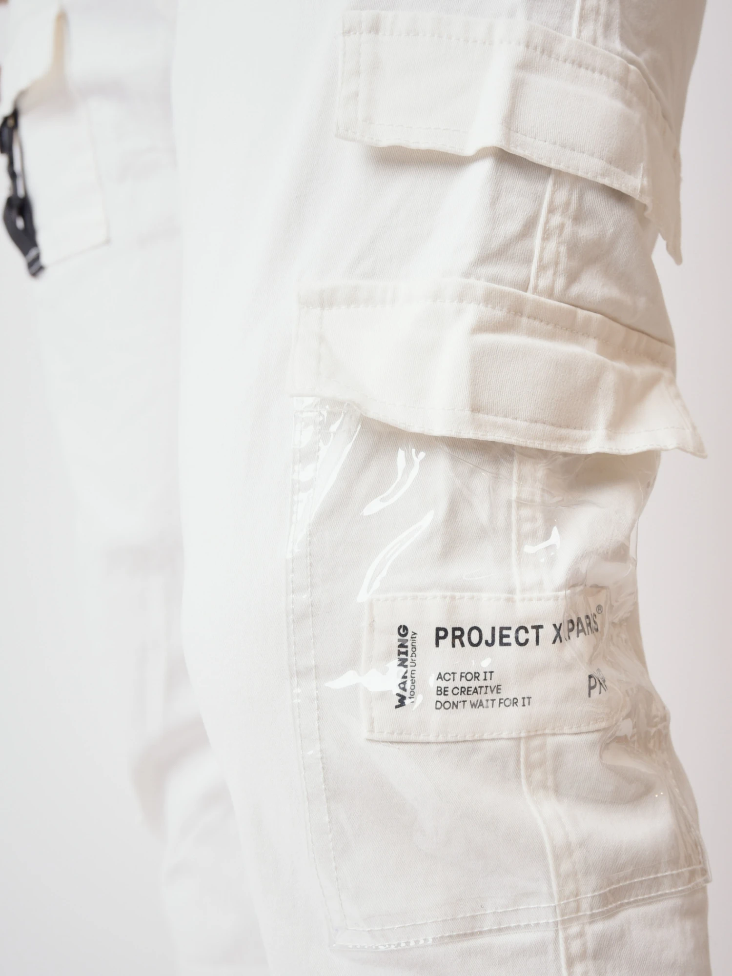 Pantalon Style Cargo Poche Transparente 4 Pantalon Style Cargo Poche Transparente – Image 2