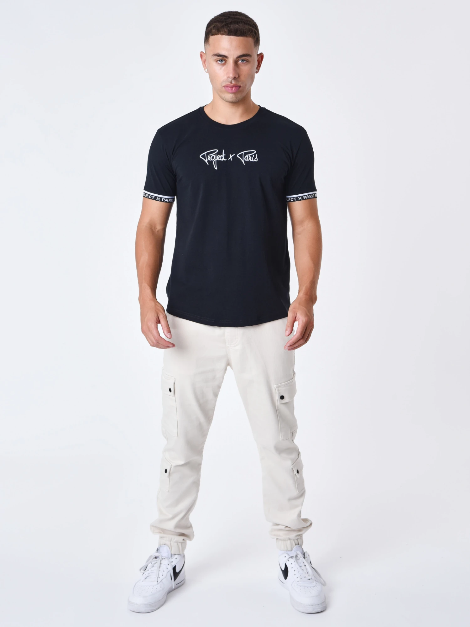 Tee Shirt Logo Brodé En Relief 3 Tee Shirt Logo Brodé En Relief