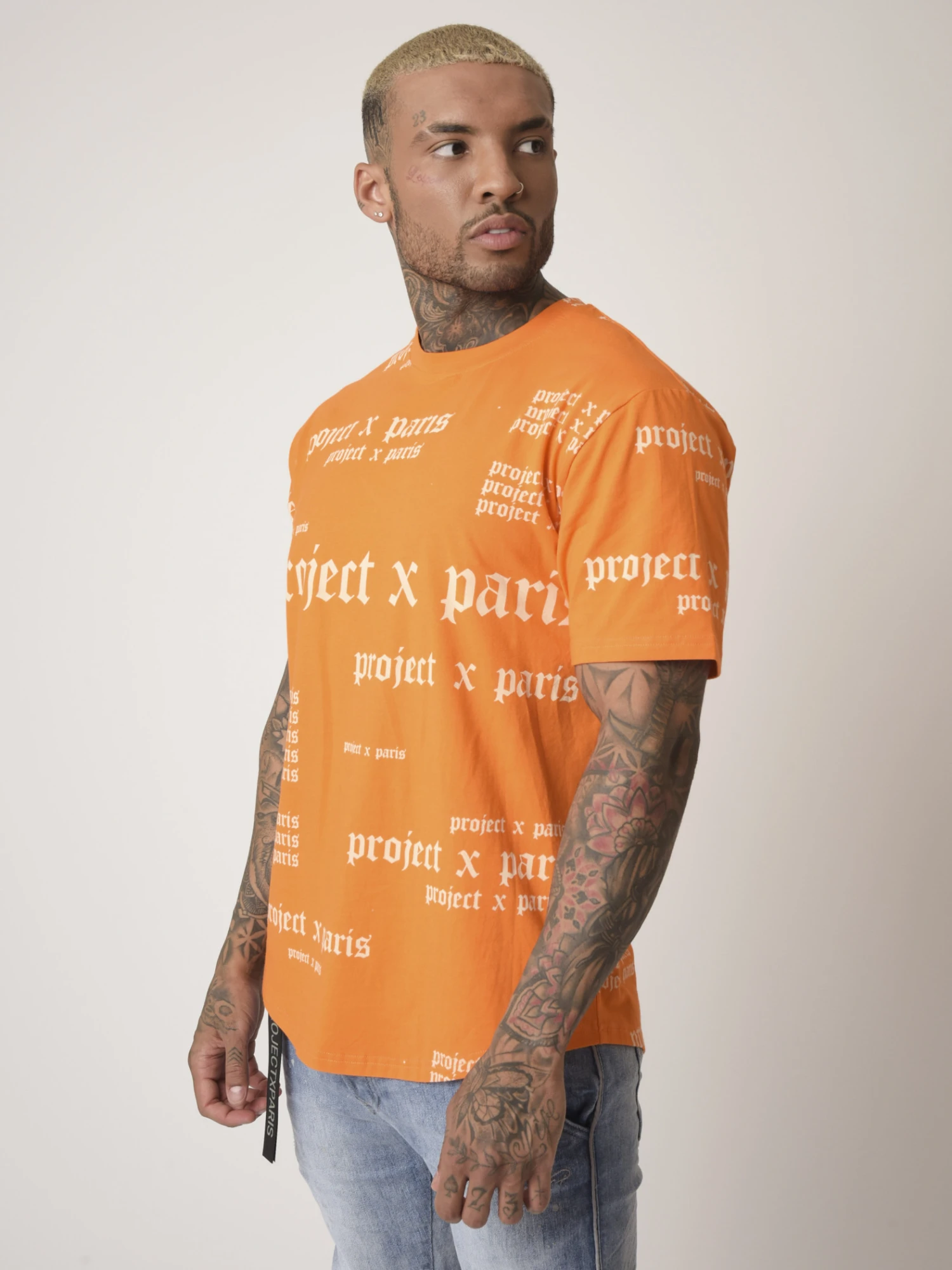 Tee-Shirt Typo Logo Gothique 7 Tee-Shirt Typo Logo Gothique – Image 5