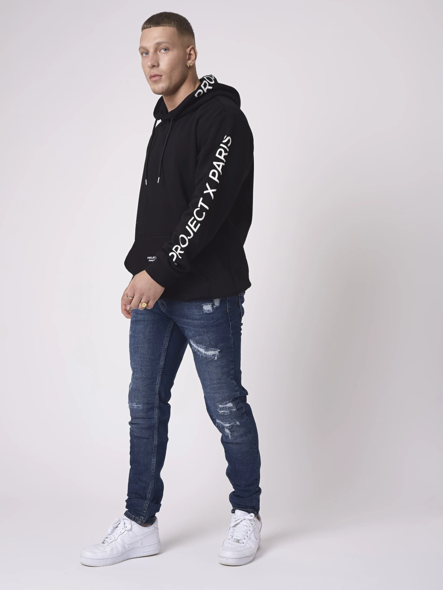 Jean Slim Bleu Brut Effet Sablé Et Déchiré 4 Jean Slim Bleu Brut Effet Sablé Et Déchiré – Image 2