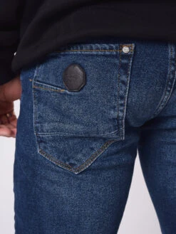 Jean Slim Bleu Brut Effet Sablé Et Déchiré