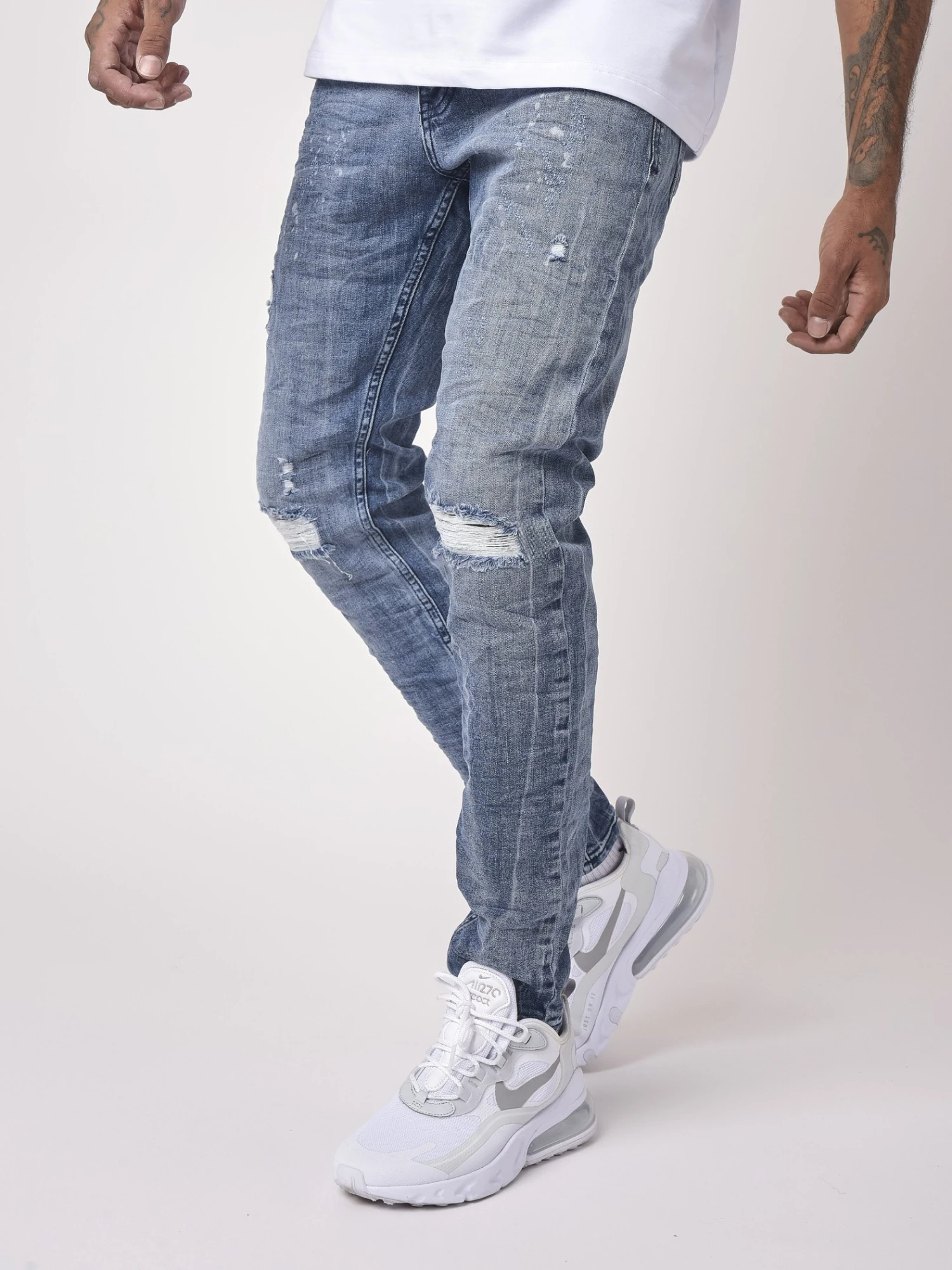 Jean Slim Bleu Grisé Effet Usé Et Trous 4 Jean Slim Bleu Grisé Effet Usé Et Trous – Image 2